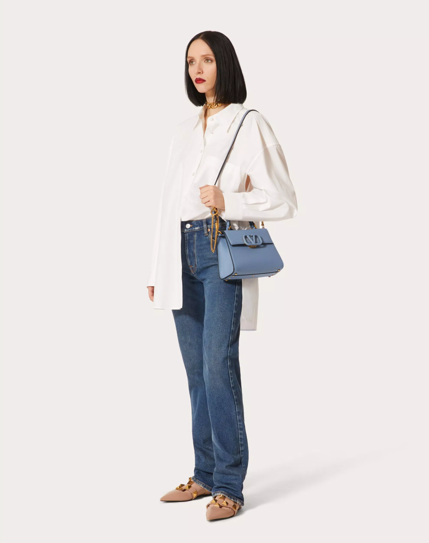 SMALL VSLING GRAINY CALFSKIN HANDBAG